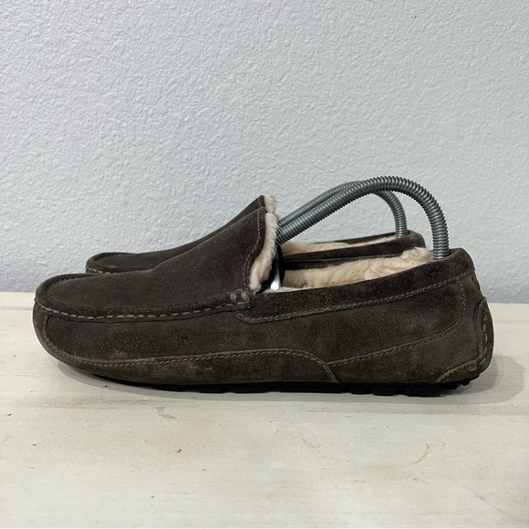 Ugg Grey Ascot Loafers - Picture 1 of 8